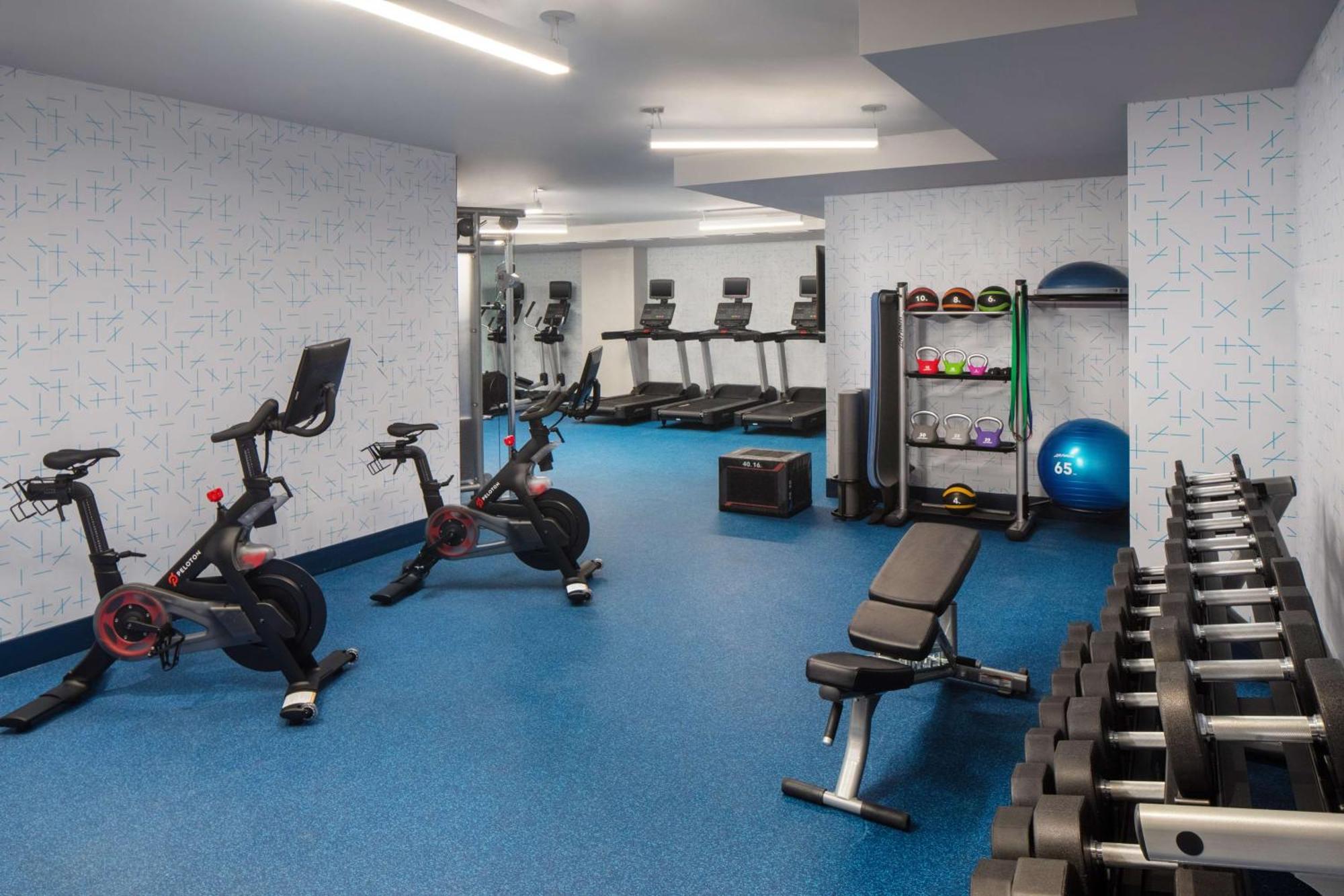 Hampton Inn By Hilton New York Times Square المظهر الخارجي الصورة