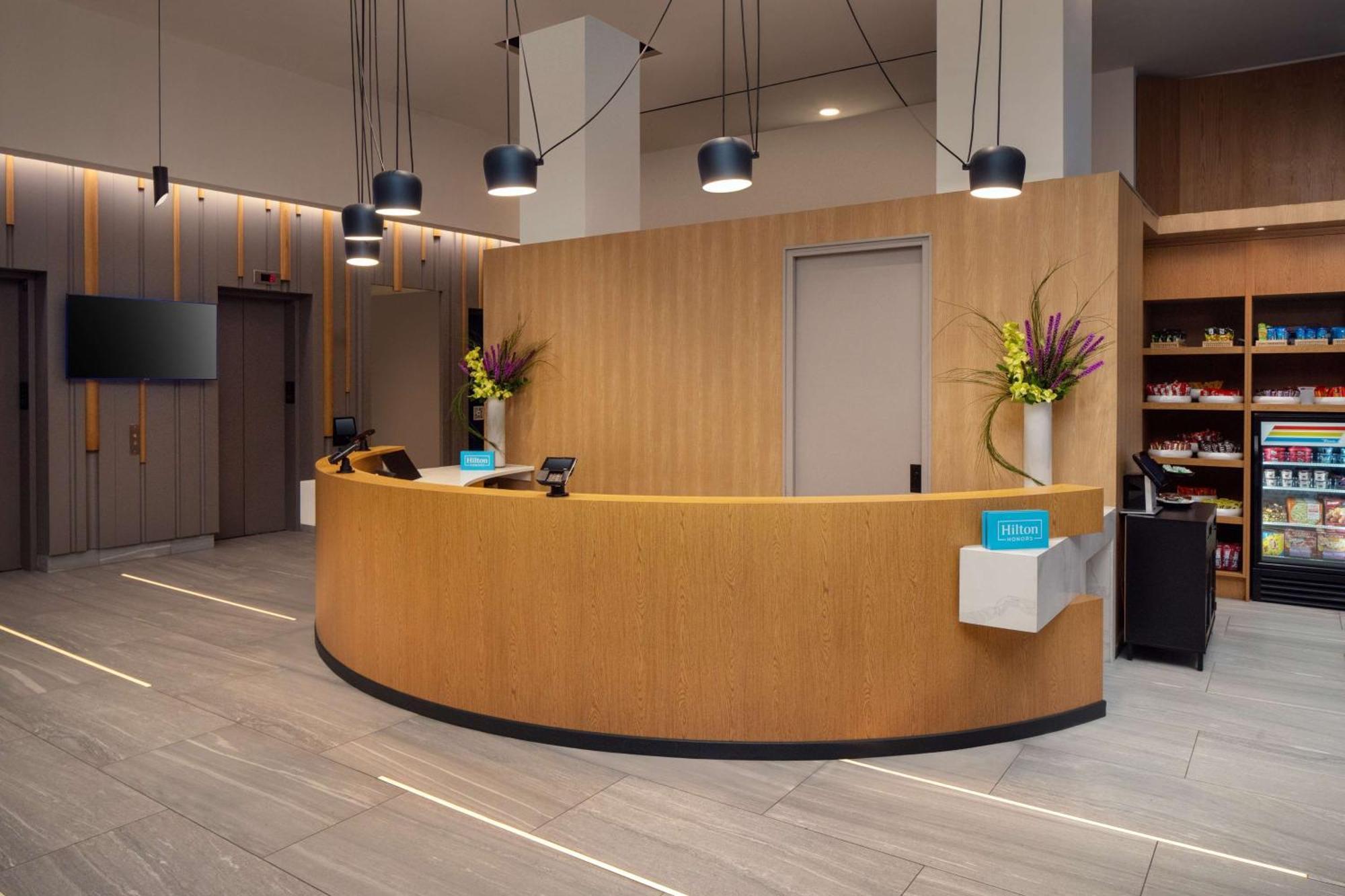 Hampton Inn By Hilton New York Times Square المظهر الخارجي الصورة
